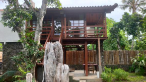 Vanaya Lodge